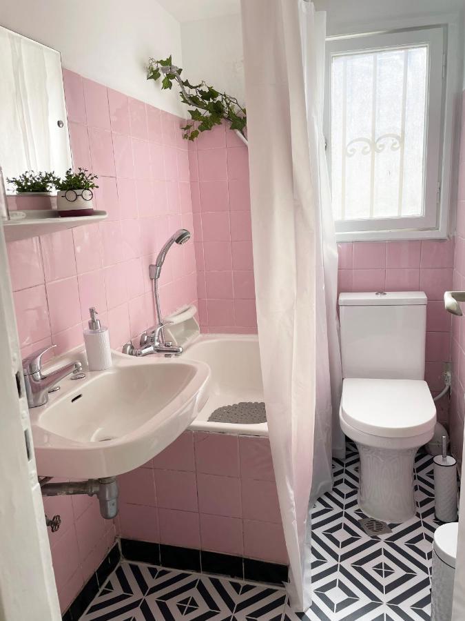 The Coziest Apartment In 아테네 외부 사진